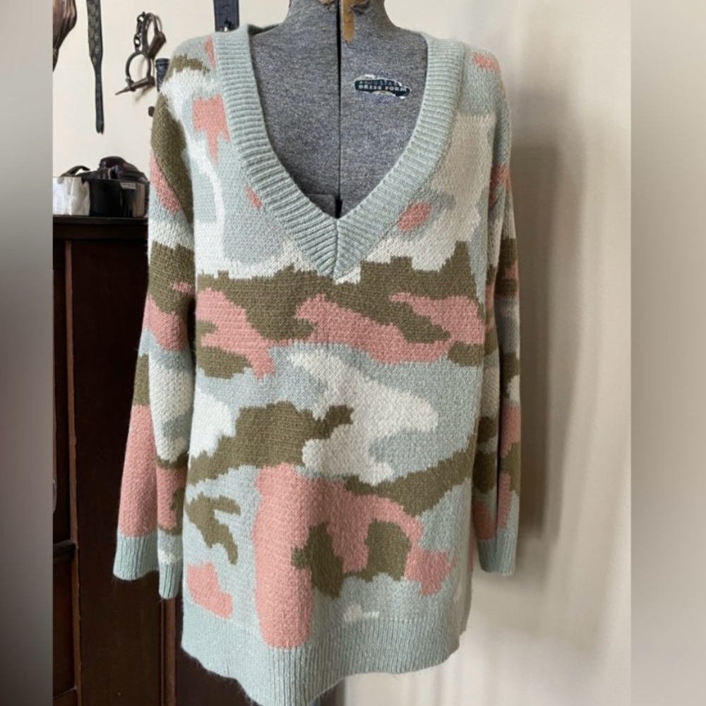 POL Oversized Pastel Camo Winter Slouch Butter Soft Slouch Sweater NWOT